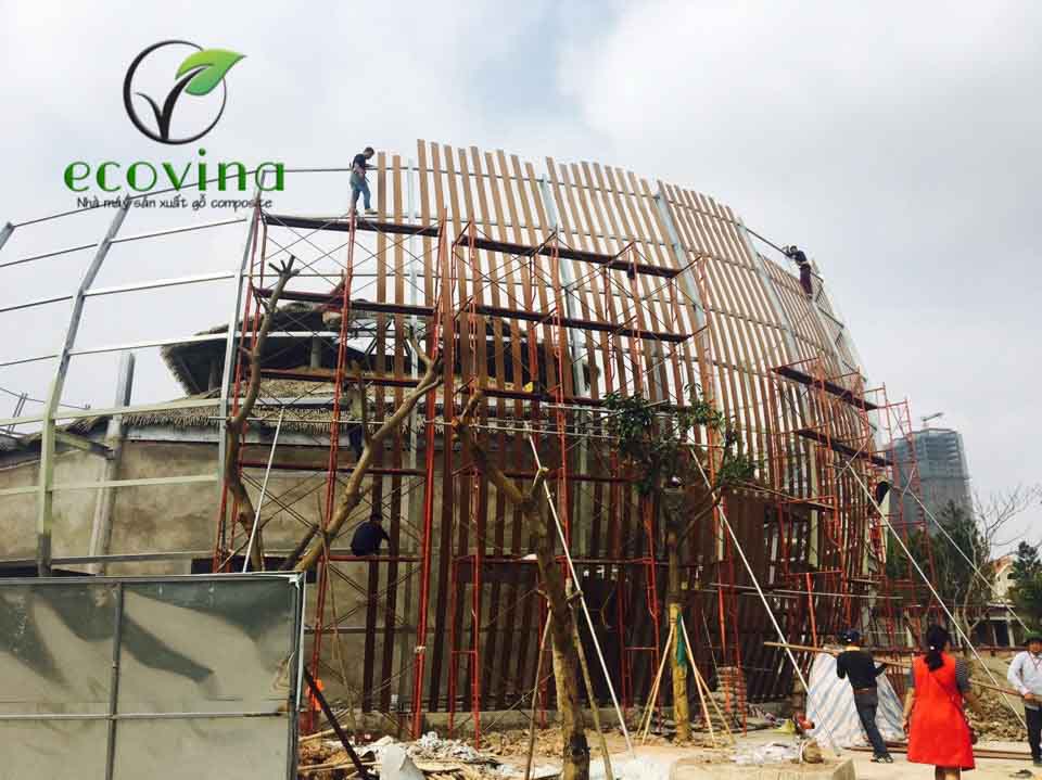 Công trình gỗ nhựa -thi công lam gỗ nhựa ngoài trời