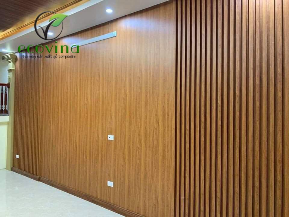 Mẫu tấm ốp gỗ nhựa trang trí tường phòng khách hiện đại và phong cách