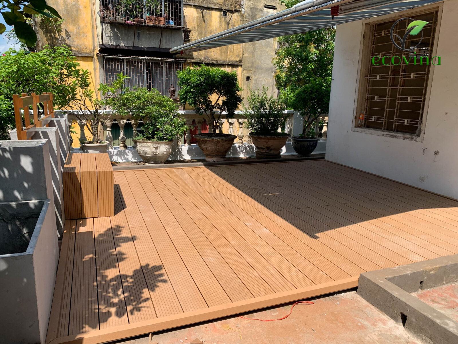 sàn gỗ nhựa ngoài trời