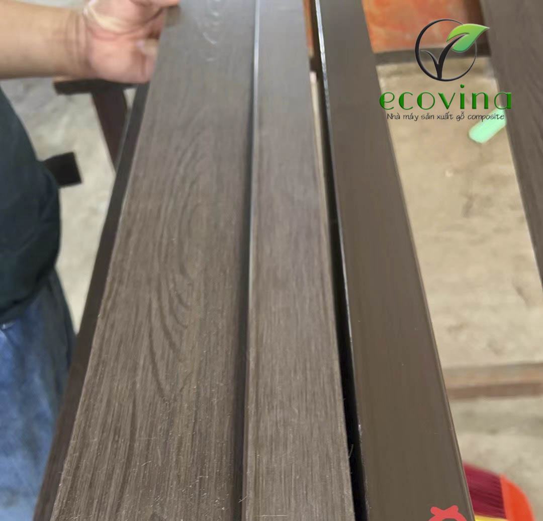Nhà máy gỗ nhựa composite Ecovina