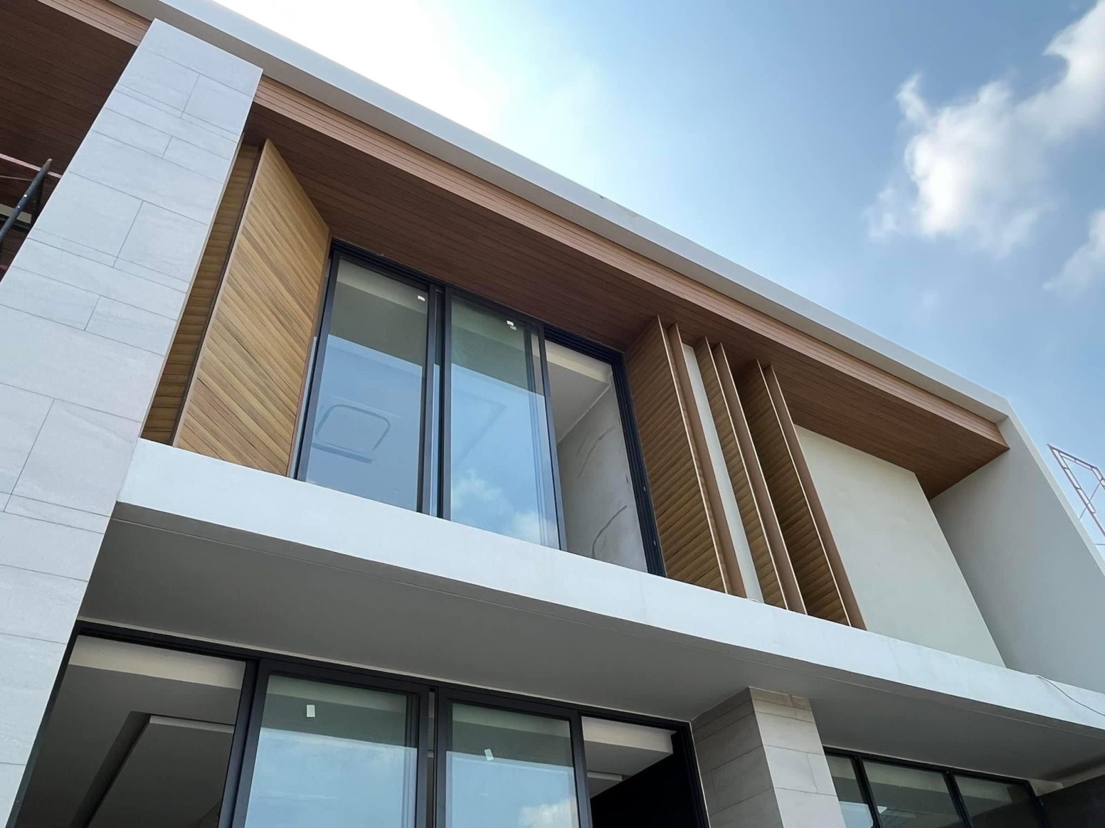 Tìm hiểu về tấm ốp gỗ nhựa ngoài trời phủ Asa Ecovina