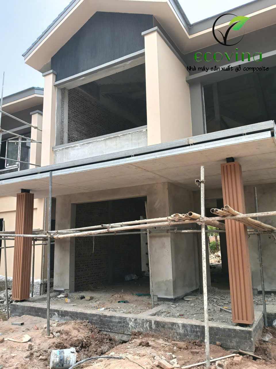 san va tam op go nhua phu asa 9