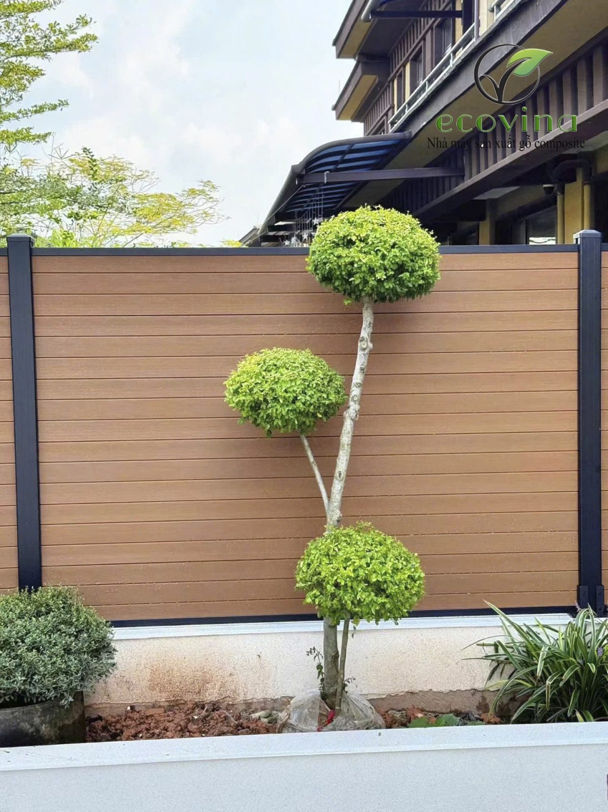 Ứng dụng của thanh hàng rào 2 lớp Ecovina