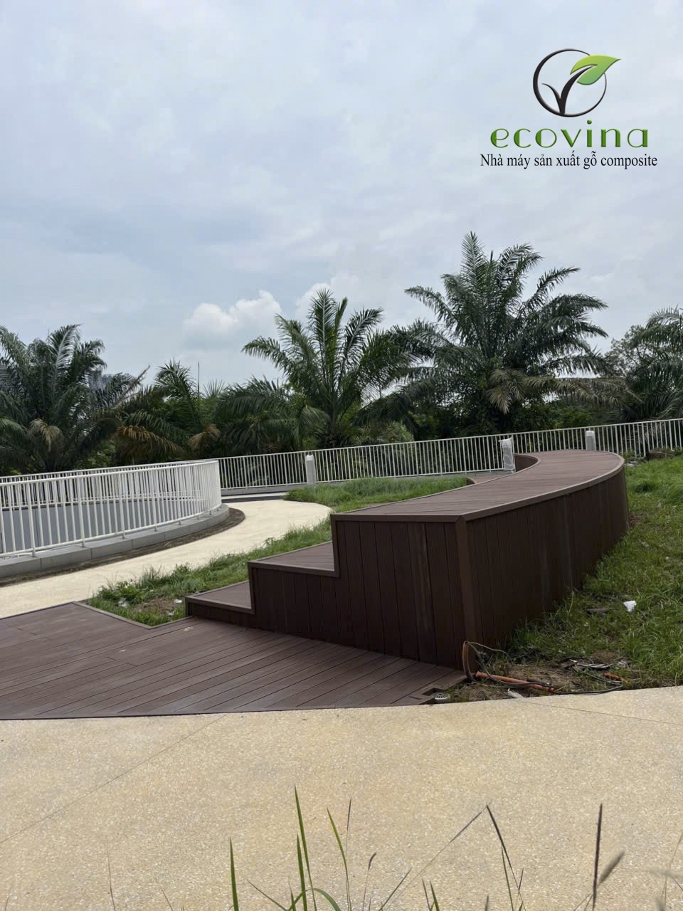 san go nhua Ecovina tai Ecopark Hung Yen 4