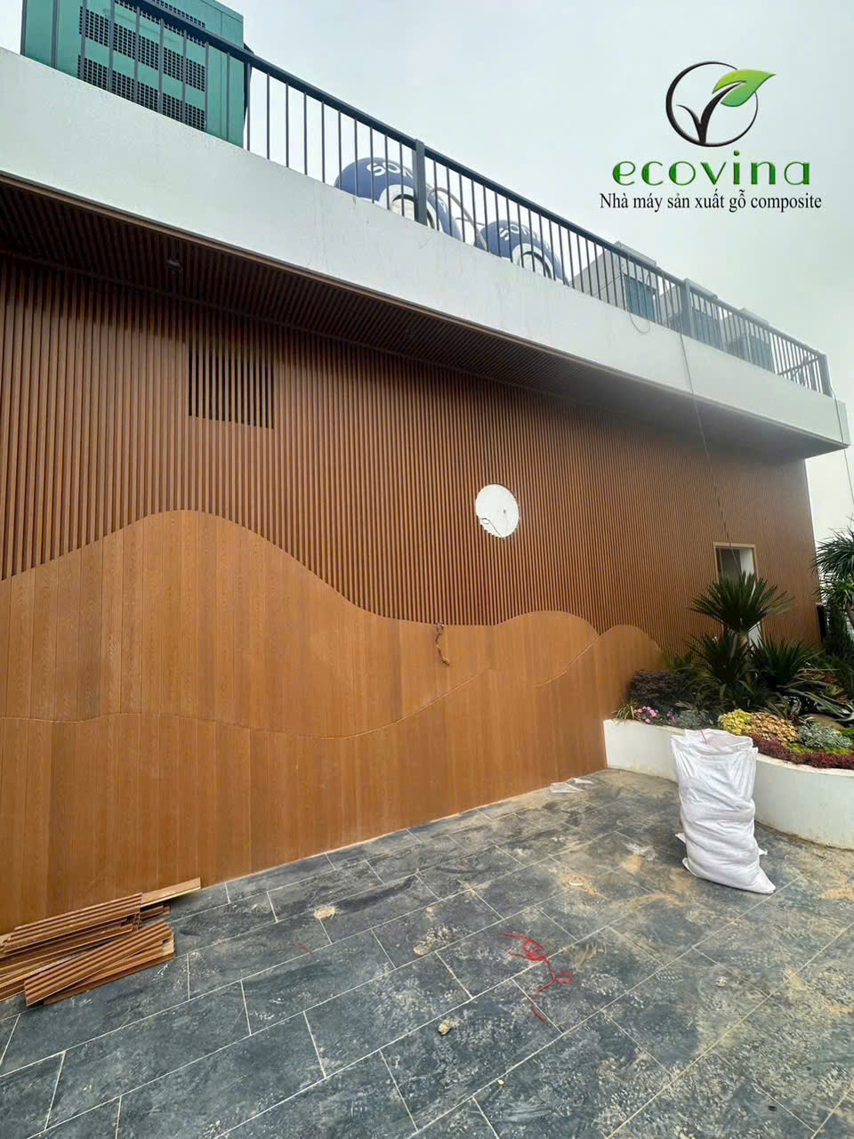 Gỗ nhựa ASA ép đùn 2 lớp ECOVINA: Cấu tạo, công nghệ sản xuất và thông số sản phẩm